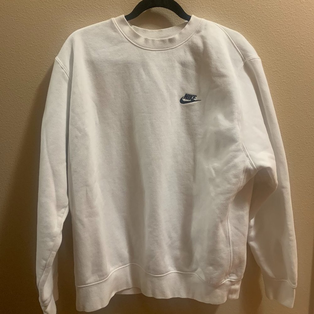 White Nike Crewneck Sweatshirt - Size Large